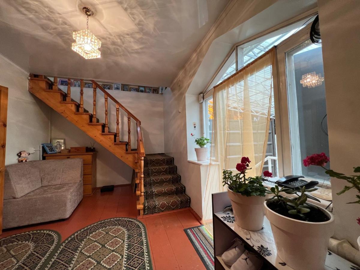Hostel My House Karakoł Zewnętrze zdjęcie